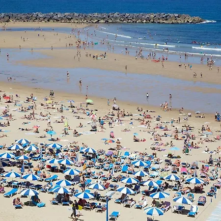 Always Easy I Secundino Esnaola * サン・セバスティアン