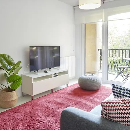 Always Easy I Secundino Esnaola Apartment San Sebastian