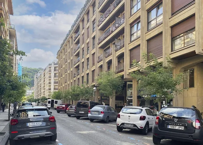 Apartment Always Easy I Secundino Esnaola