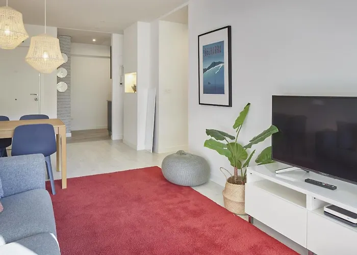 Always Easy I Secundino Esnaola Apartment